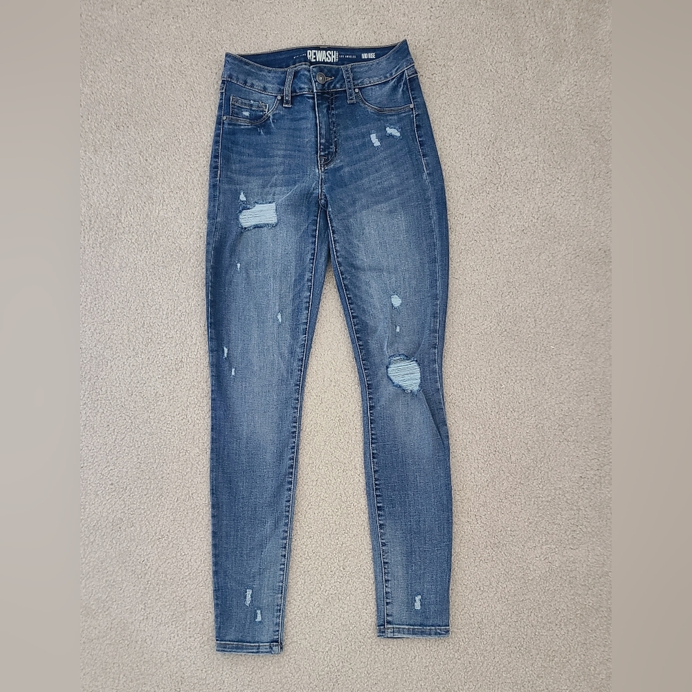 Rewash Brand Distressed Jegging, Juniors size 1, Mid Rise, Med/ Light Wash